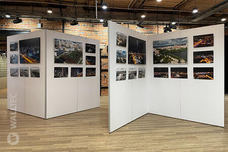 Мобильные стенды для выставки картин